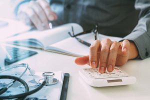Pros and Cons of In-House & Outsourced Billing for Behavioral Health